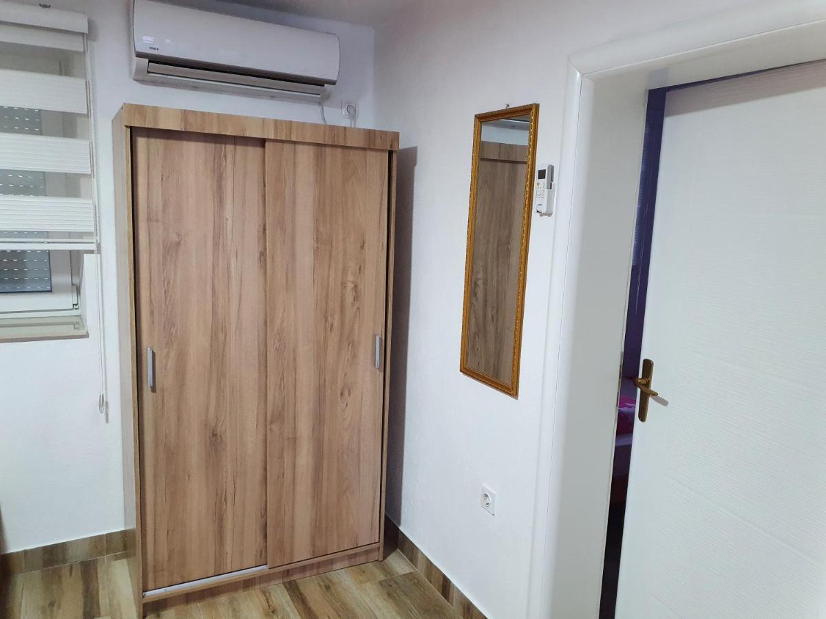 Family Apartment Near Old Town Mostar Exterior photo